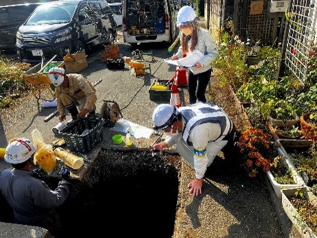 ガス出向調査基準点測量 都道用竣工図マンホール調査 都市計画道路協議設計 復旧面積図作成ガスステーション